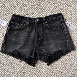 Aritzia Denim Forum YOKO Short Distressed Black